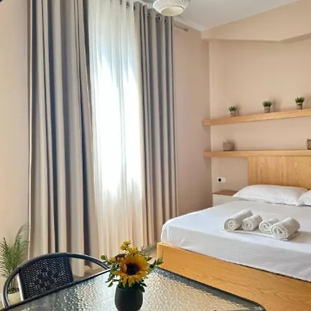 Apartamentet Me Te Mira Ne * Sarande